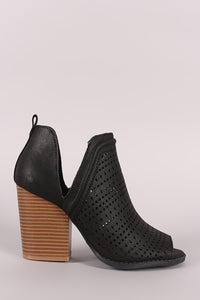 Qupid Perforated V-Cut Chunky Heeled Distressed Ankle Boots - visitors
