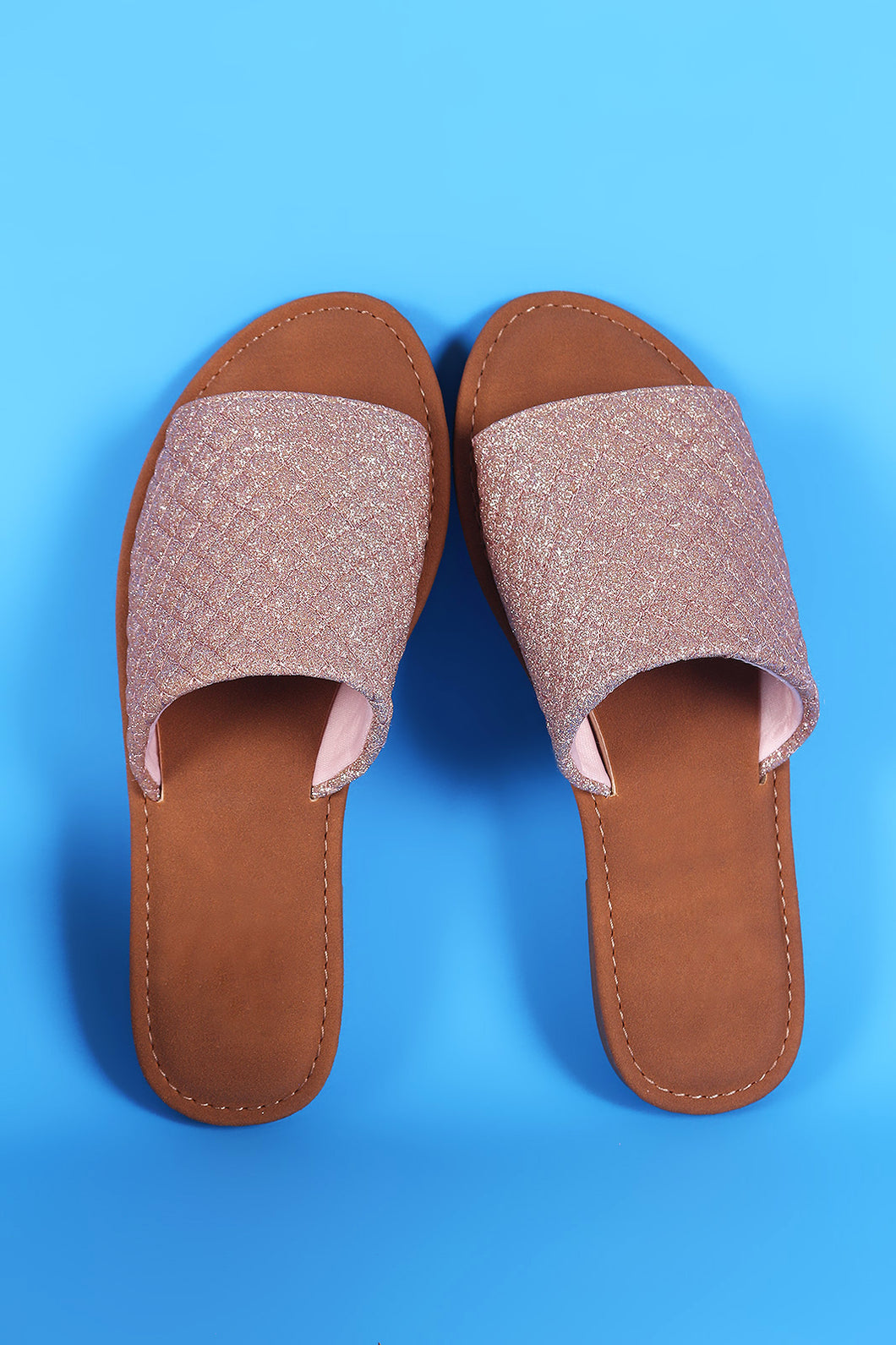 Sunny Feet Quilted Wide Glitter Band Slide Sandal - visitors