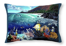 Aquarium At Makena - Throw Pillow - visitors