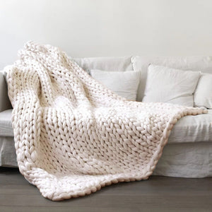 Chunky Hand Knitted Blanket - 100x120cm/39.4x47.3in - visitors